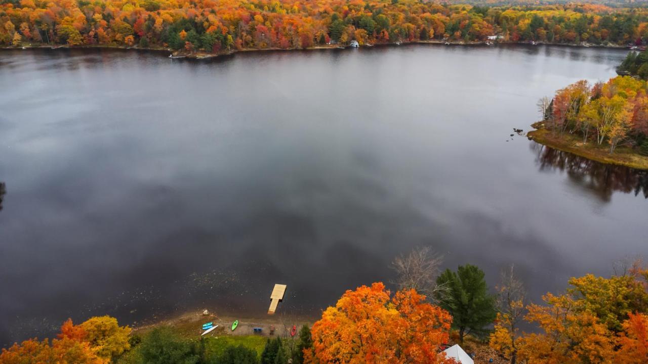Muskoka Escape Hotel พอร์ตคาร์ลิง ภายนอก รูปภาพ