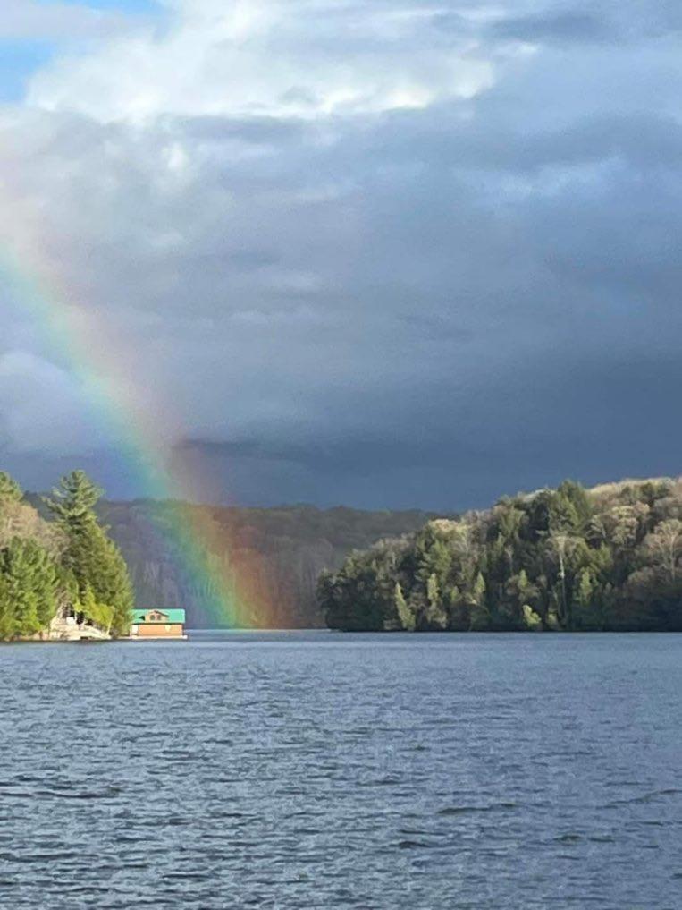 Muskoka Escape Hotel พอร์ตคาร์ลิง ภายนอก รูปภาพ