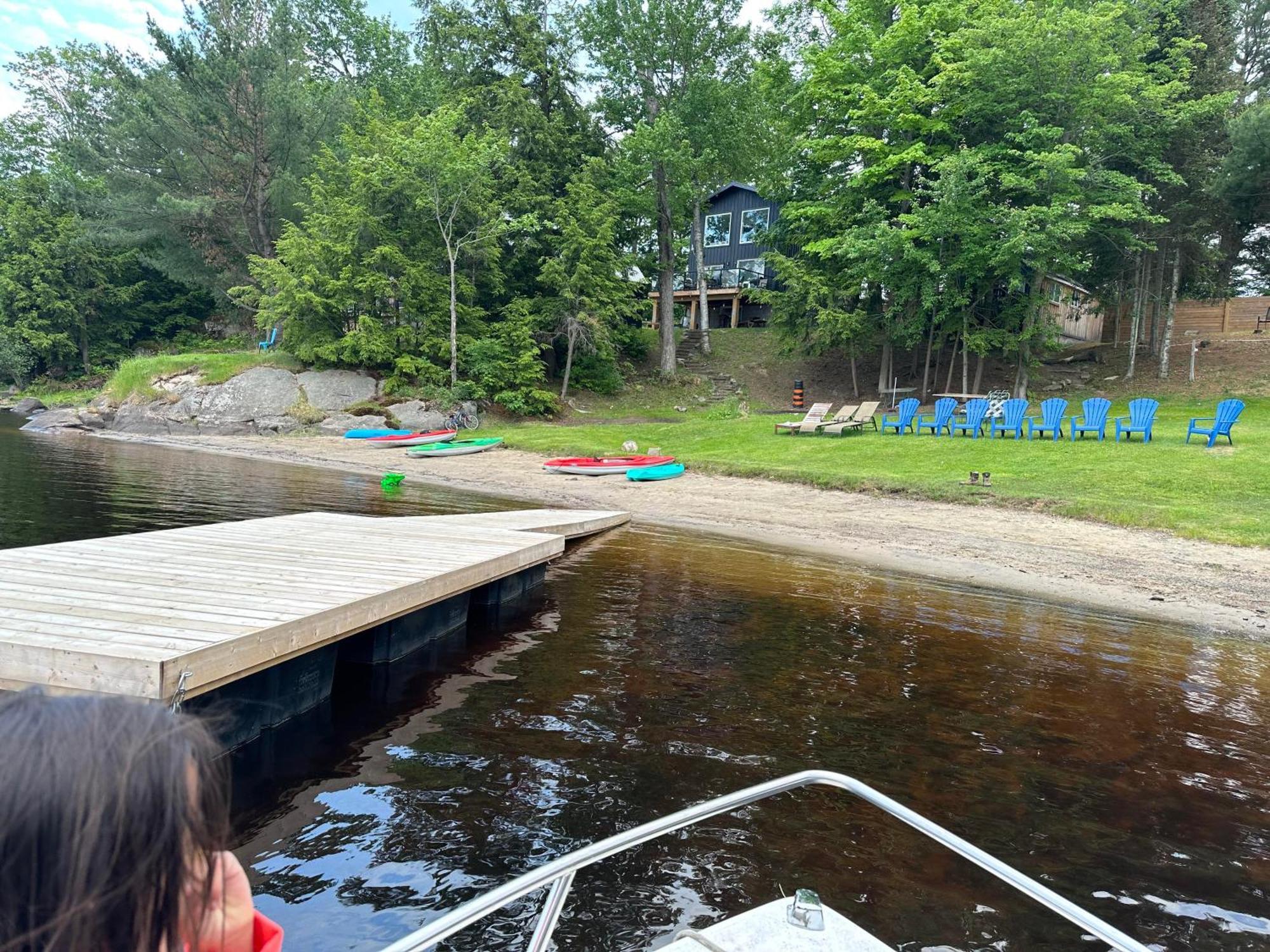 Muskoka Escape Hotel พอร์ตคาร์ลิง ภายนอก รูปภาพ